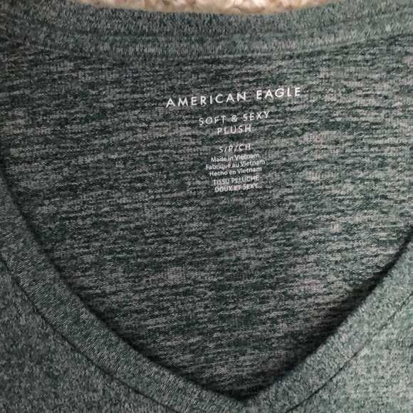 American Eagle SUPER SOFT long sleeve shirt - Picture 2 of 3